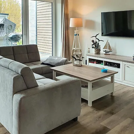 Amazing In With Sauna, Wifi&3 Bedrooms *